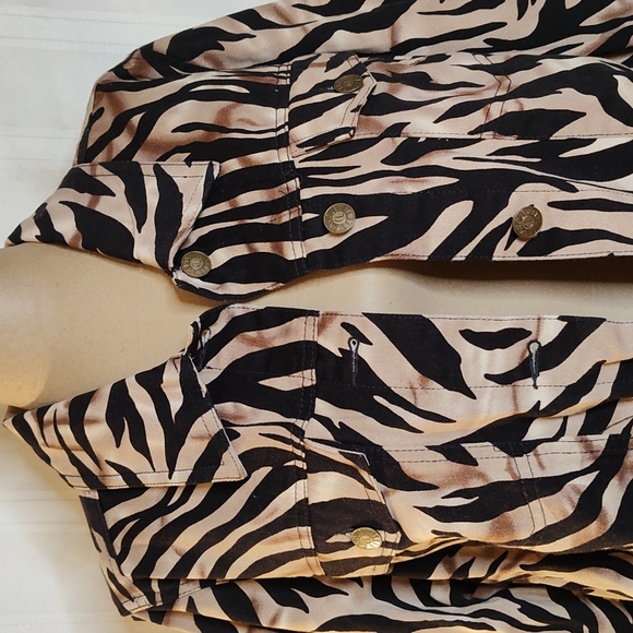 Carole Little Jacket - Picture 2 of 5